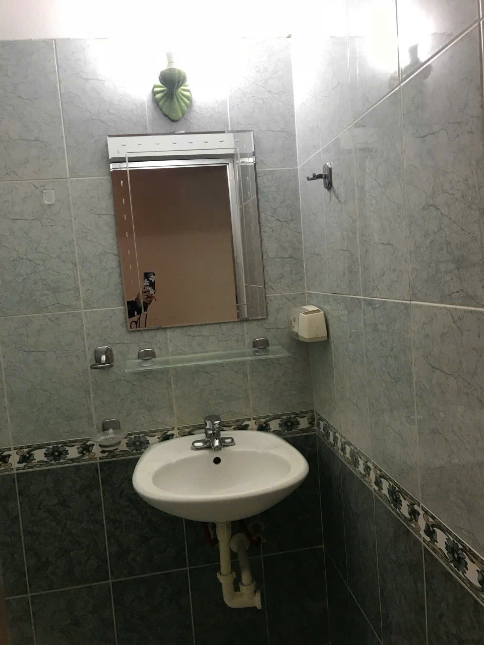 Cho thuê nhà Đường Láng, 3.5 tầng x 33m2, 3 ngủ, 3 vệ sinh, 11 Triệu - Ảnh 4